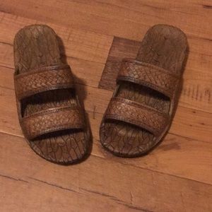 Brown Pali Hawaii Sandals